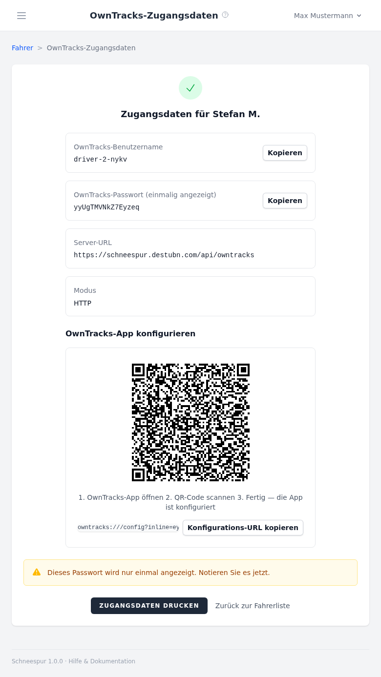 QR-Code-Generator im Admin-Bereich: ausgewählter Fahrer, QR-Code groß sichtbar, Hinweis zum Scannen in der OwnTracks-App. Beispieldarstellung mit fiktiven Demo-Daten.