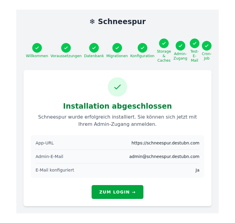Browser-Assistent, Abschluss-Screen mit Bestätigung und Login-Button. Beispieldarstellung mit fiktiven Demo-Daten.